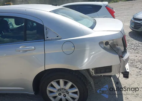 2010 Chrysler Sebring Touring из США, поврежденный, VIN 1C3CC4FB7AN162785